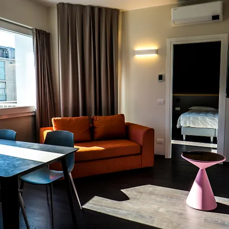 Апарт-готель Venice Terminal & 4*